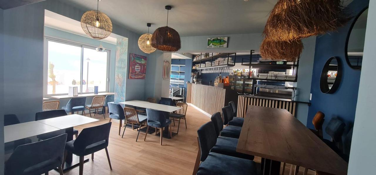 Châtelaillon-Plage Hotel Restaurant L'Atelier Des Cousins מראה חיצוני תמונה