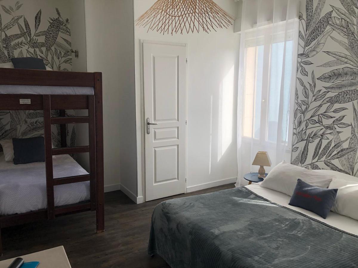 Châtelaillon-Plage Hotel Restaurant L'Atelier Des Cousins מראה חיצוני תמונה